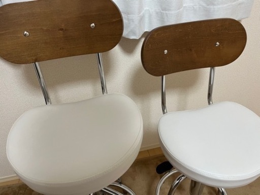 【取りに来て頂ける方限定】椅子2脚セット