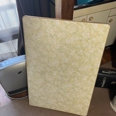 昭和なテーブル