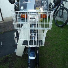 Honda(ホンダ) フロントバスケット 中型タイプ スーパーカブ50(AA09)/110(JA44) 08L73-K88-J00の画像