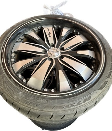 ロクサーニ　20インチ