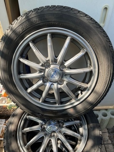 スタッドレスタイヤ　1年使用済み　デイズルークスに使用　近くまで取りに来てくれる方希望