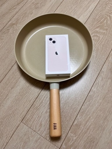 大きめフライパンと大きめ鍋