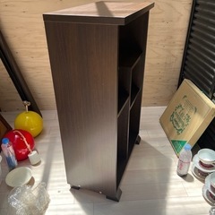 美品　木目収納棚　高さ89×幅56×奥行29㌢の画像