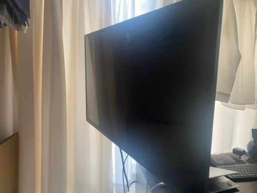 32インチ　ディスプレイ　モニター