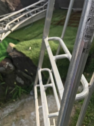 園芸三脚　アルミ脚立