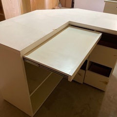 相談中　価格20万円‼️カウンター　机　受付　パソコンの画像