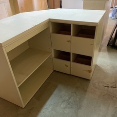 相談中　価格20万円‼️カウンター　机　受付　パソコンの画像