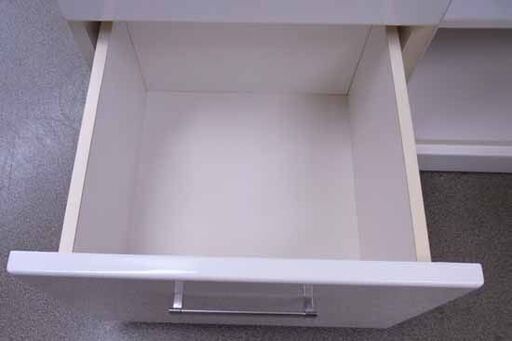食器棚 キッチン収納 幅88×奥行42×高さ210㎝ 白エナメル 上下分割可能 札幌市 西岡店