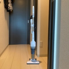 【無料】スティック掃除機 2022年製