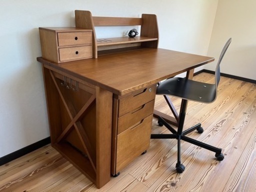 【決まりました】【デスク】学習デスクやパソコンデスクなどに