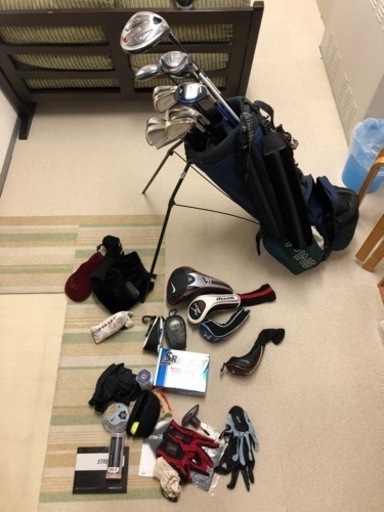 ゴルフセット、多数のグッズ