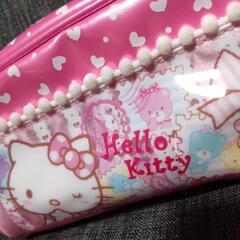 筆箱　ポーチ　HelloKittyの画像
