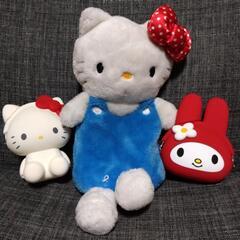 SANRIO　ラバーコインケースとHelloKitty筆箱
