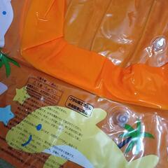【お取引中です】キッズ　ビニールボート　浮き輪の画像
