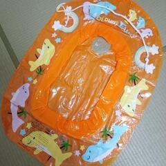 【お取引中です】キッズ　ビニールボート　浮き輪の画像