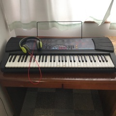 電子ピアノ