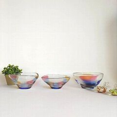 【作家物】虹色ガラスボウル3個の画像