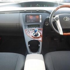 【自社ローン】 🎆 トヨタ　プリウス 1.8Sツーリングセレクション  🎆 【独自審査の提携ローン120回OK】の画像