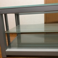ガラステーブル？棚？の画像
