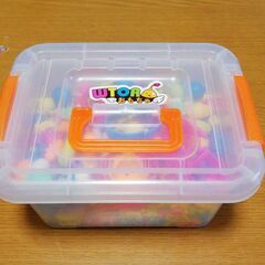 女の子　ビーズ　おもちゃ　知育玩具　アクセサリー　ポップ　メイキングトイの画像