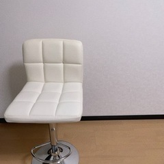 使用回数1回の美品！！の椅子の画像