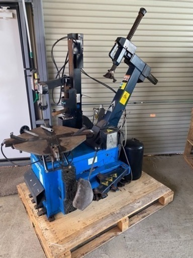 タイヤチェンジャー　バンザイ　自動車　整備　工具