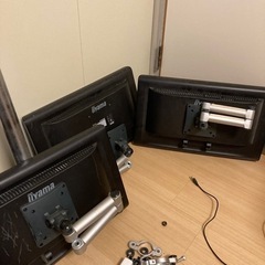 4面ディスプレイ　ジャンクですが多分4面映りますの画像
