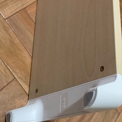 マルチモニタースタンドの画像