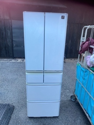 ^_^  シャープ　424リットル　6ドア冷蔵庫　2012年製
