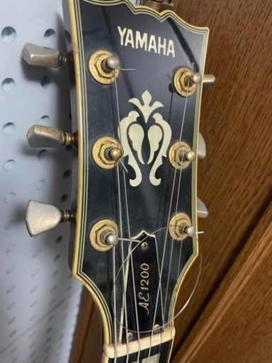 YAMAHA AE1200