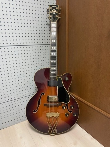 弦楽器、ギター YAMAHA AE1200