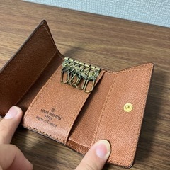 6連三つ折り財布　状態が良くありません。の画像