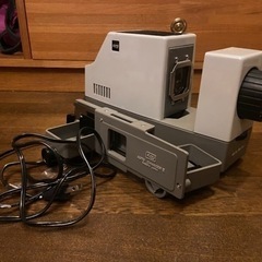 スライドプロジェクターELMO S-3000【無料】8/18までの画像