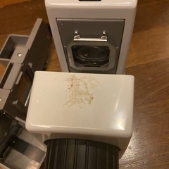 スライドプロジェクターELMO S-3000【無料】8/18までの画像