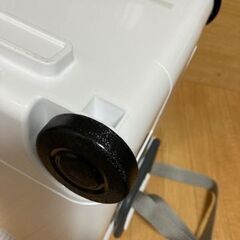 新品クーラーボックス　ホリデーランドクーラー27Hの画像