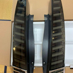 値下げ 80系 ノア ヴォクシーダズフェローズLEDテールランプ