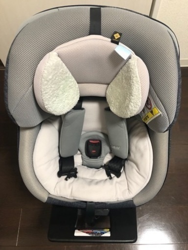 combi チャイルドシート