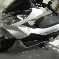 pcx１５０　ＫＦ１８Ｅ　本体　純正ナビ　ＥＴＣ　グリップヒーター付きの画像