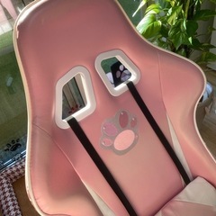 ゲーミングリクライニングチェアの画像