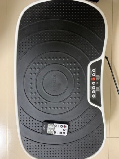 RIORES 振動マシン ボディーシェイカーフィット ブラック