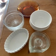 食器色々もらってくださいA