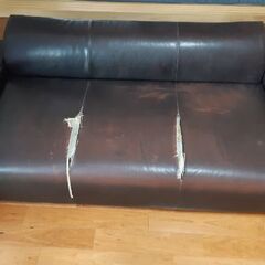 合皮の３人掛けソファ★8月12日まで😄