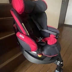アップリカ　フロディアグロウ　チャイルドシート