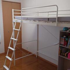ニトリ　スチールハイベッド（ホワイト）マットレス付き