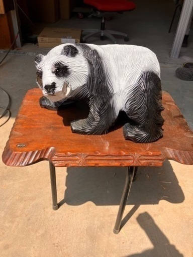 パンダの木彫り