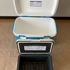 クーラーボックス2個セット　約26ℓと7ℓの画像