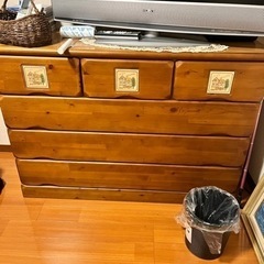 タンス　アンティークの画像