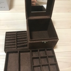 ジュエリーボックス