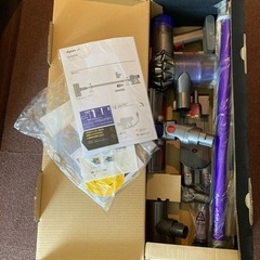 ダイソン　掃除機　備品の物は新品多し❣️最終お値下げしました‼️の画像