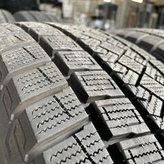 スタッドレスセット早期割引！！215/60R16付き！中古スタッドレスタイヤホイール4本セット！マークX、カムリ、エスティマ、MPV、プリウスαの画像